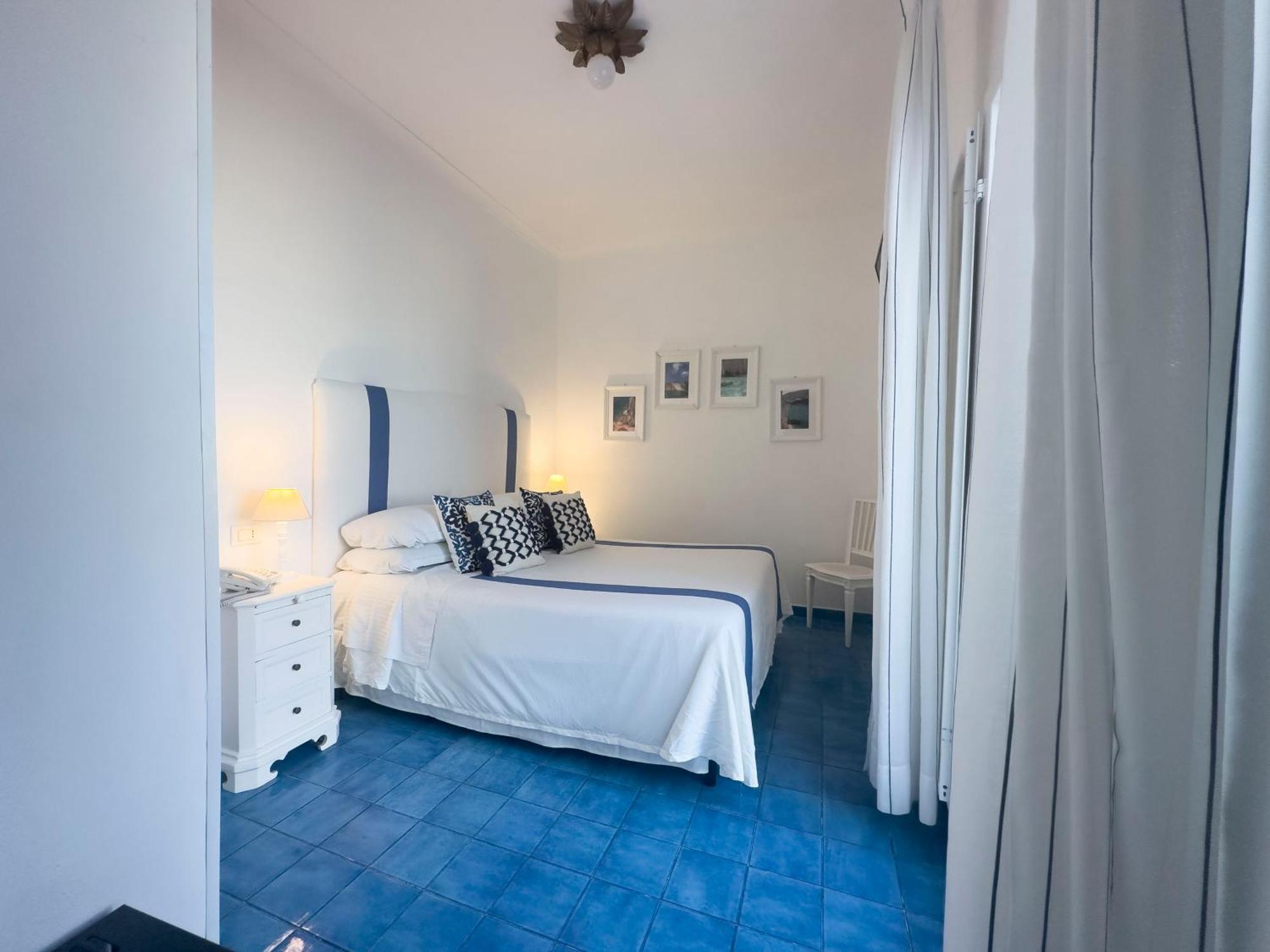 Hotel Chiaia Di Luna ポンツァ エクステリア 写真