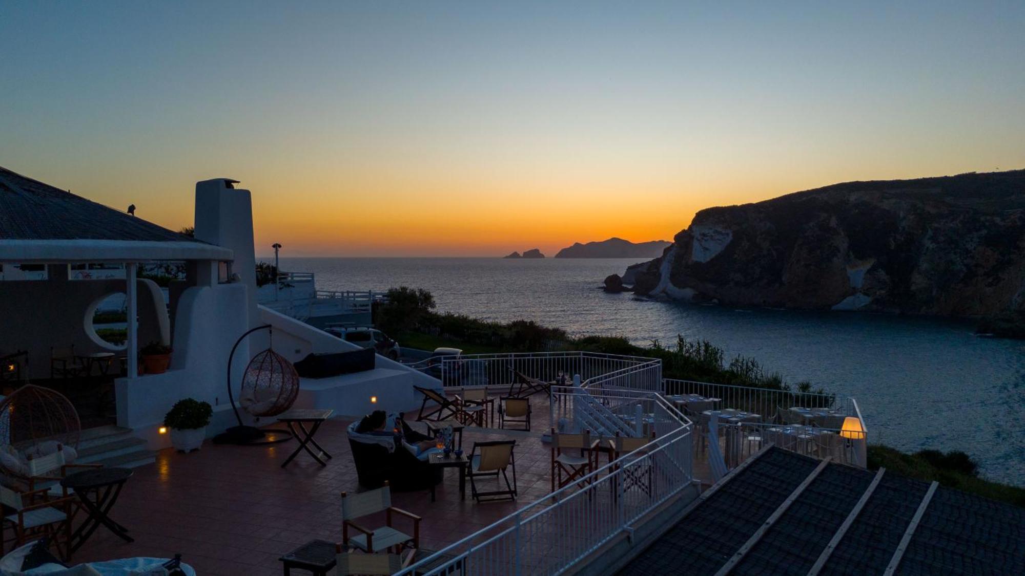 Hotel Chiaia Di Luna ポンツァ エクステリア 写真
